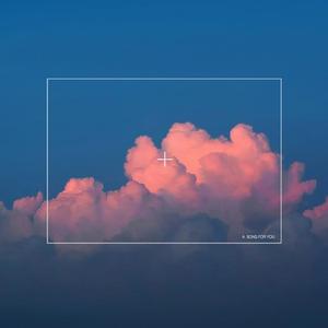 女生扒开内裤吃我香肠
