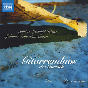 女生扒开内裤吃我香肠
